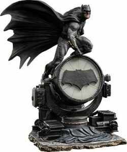 DC Comics – Batman on Batsignal Deluxe